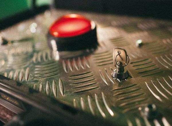 квест Красная кнопка в Москве