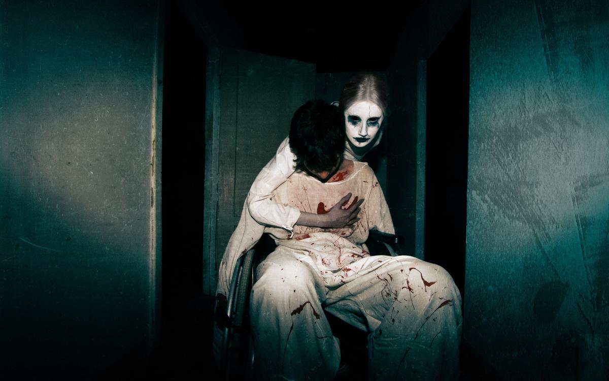 перформанс Не в себе в Москве