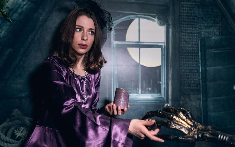 квест Поиск именинных свечей в Москве