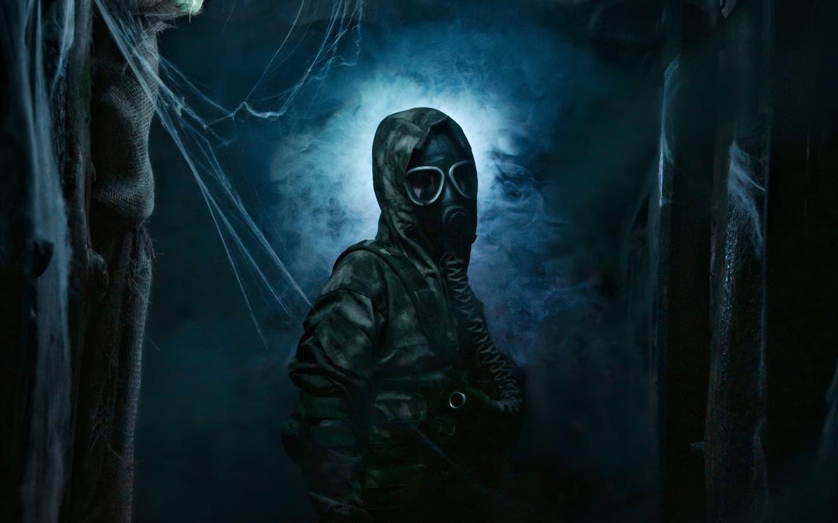 перформанс Чернобыль 2. Проклятый сталкер в Москве