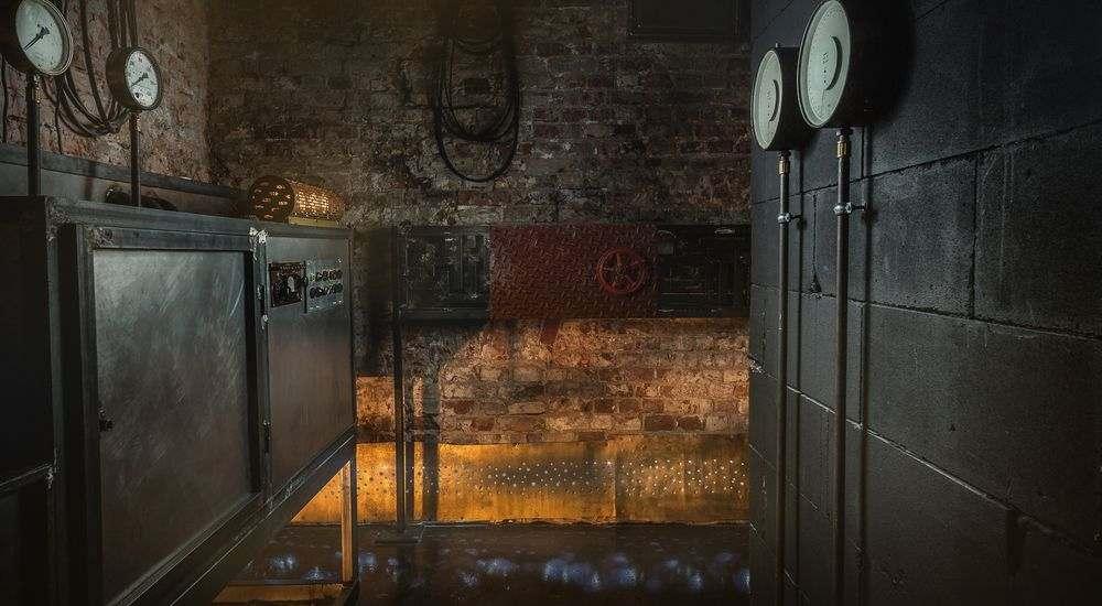 квест Заброшенная фабрика масок в Москве фото 1