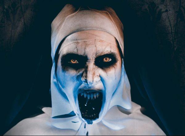 Перформанс Анафема в Москве