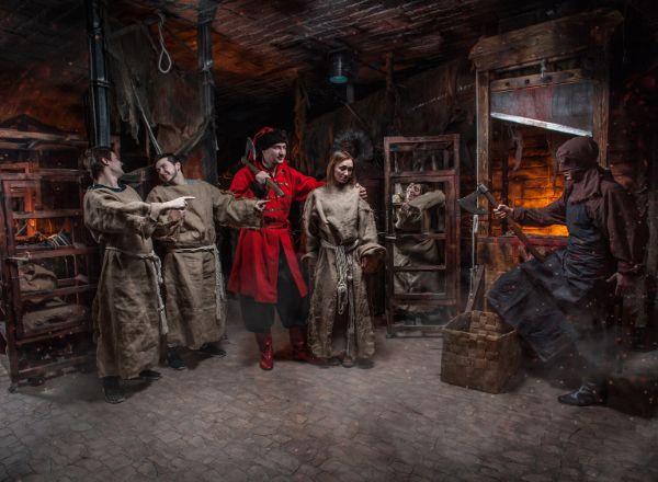 Перформанс Иван Васильевич (НЕ) меняет профессию в Москве